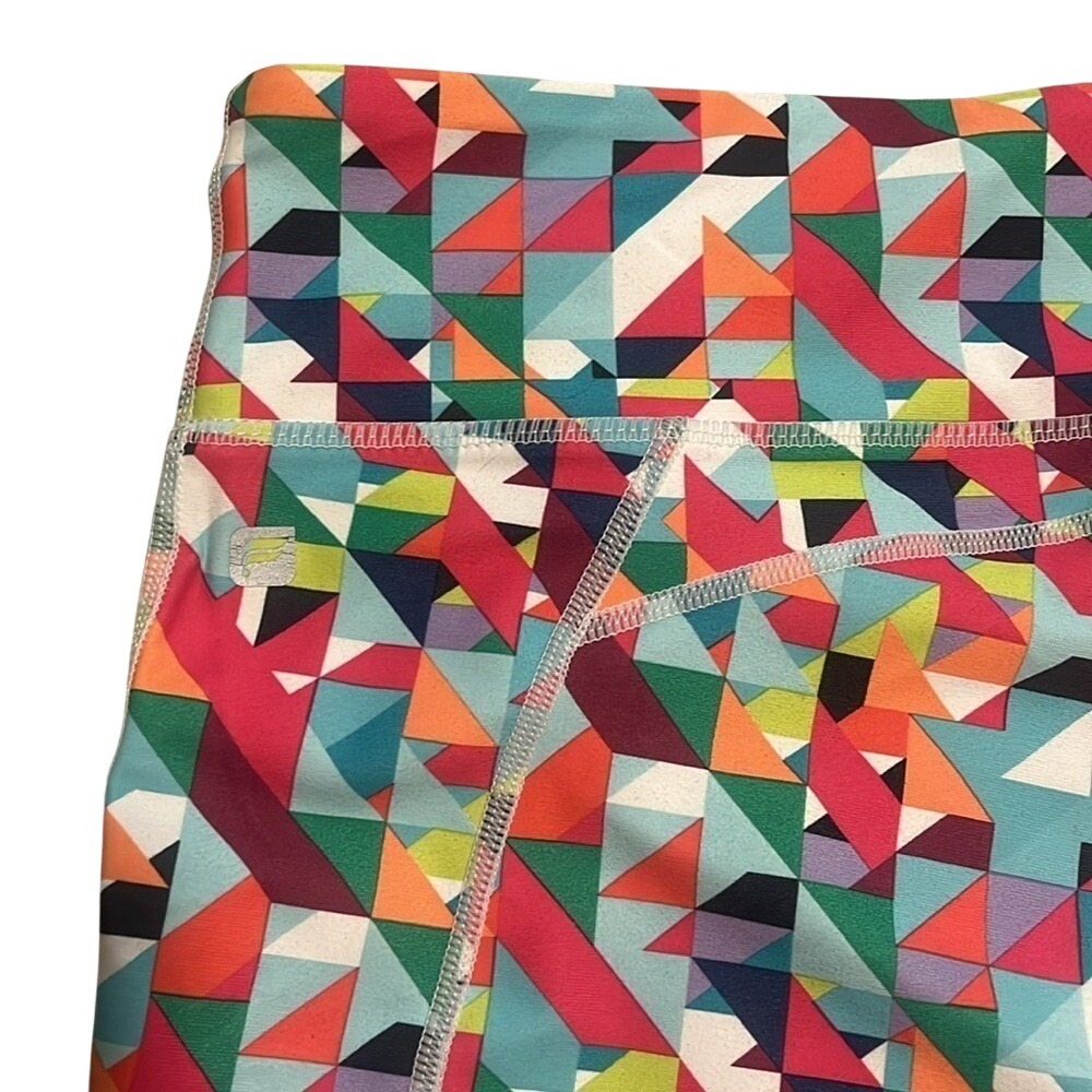 Fabletics Womens Geometric Triangle Print Athletic Shorts Multicolor S01512635 - Picture 2 of 3